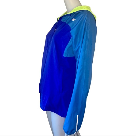 NEW BALANCE Running Jacket Lightweight Full Zip Hooded Active Windbreaker Size M - Picture 6 of 15